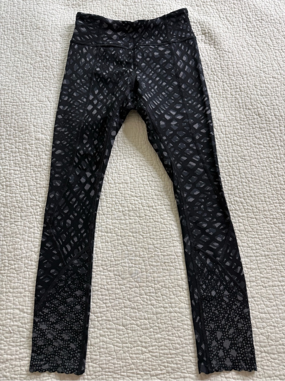 Lululemon  Women’s Tight Stuff Tight (Reflective) black | grey | size 2